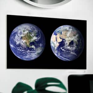 Картина “Земные полушария”