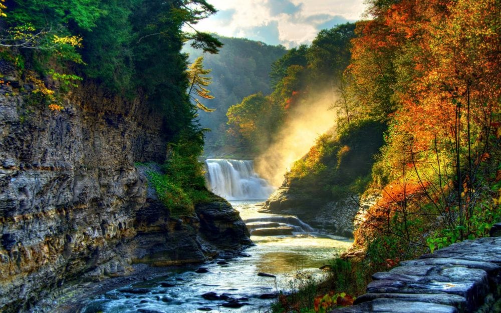 Картина "Приток горной реки (Водопад)"